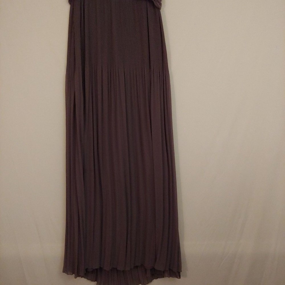 Willow & Clay taupe pleated maxi skirt Large